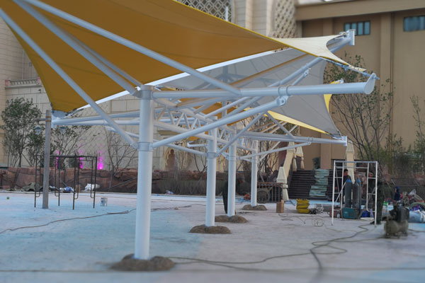 如何確定膜結構景觀的鋼膜比